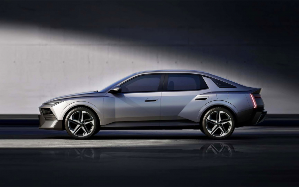 
            Представлена новая Hyundai Elantra. Она подпадает под льготный утильсбор
        