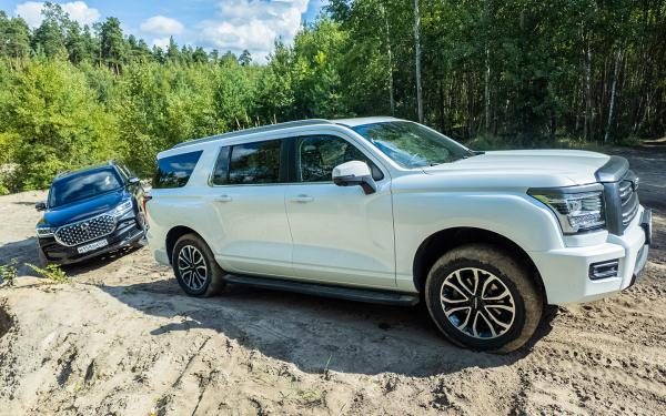 
            KGM Rexton vs Haval H5. Мы сравнили рамники из Кореи и КНР на бездорожье
        