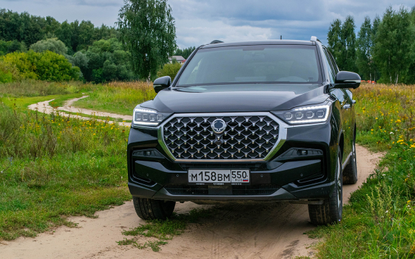 
            KGM Rexton vs Haval H5. Мы сравнили рамники из Кореи и КНР на бездорожье
        