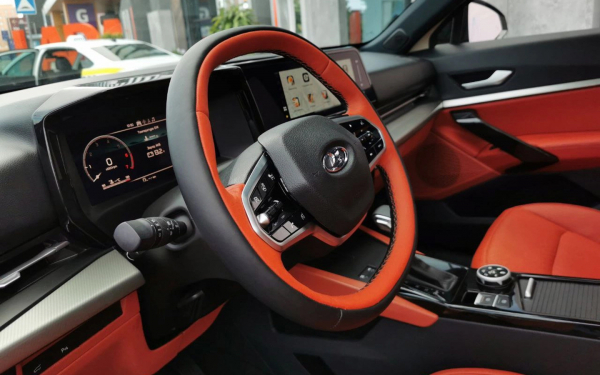 «Он опоздал». Автожурналисты оценили перспективы нового Lada Azimut
«Он опоздал». Автожурналисты оценили перспективы нового Lada Azimut
