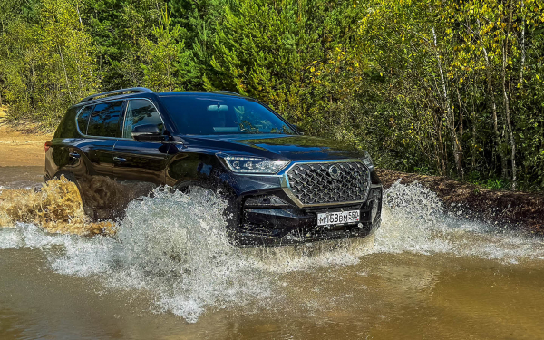 
            KGM Rexton vs Haval H5. Мы сравнили рамники из Кореи и КНР на бездорожье
        