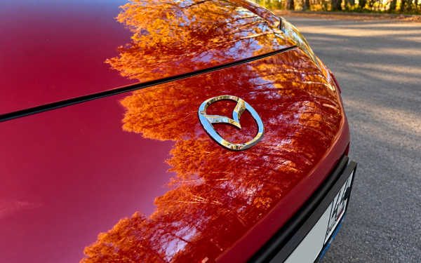 «Сразу отложите на «капиталку». Стоимость содержания 20-летней Mazda RX-8
«Сразу отложите на «капиталку». Стоимость содержания 20-летней Mazda RX-8