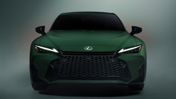 Lexus выпустит особую зеленую версию седана IS тиражом 350 машин
Lexus выпустит особую зеленую версию седана IS тиражом 350 машин