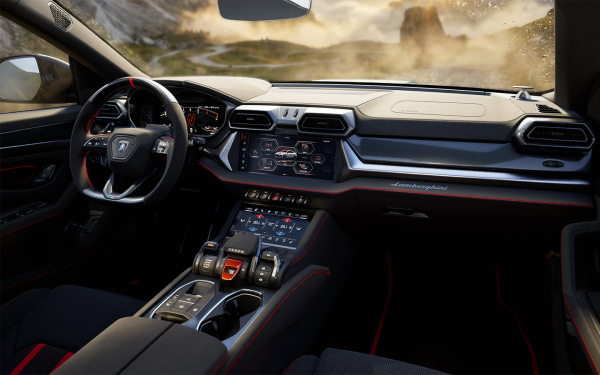 Lamborghini представил самый быстрый Urus в истории: до сотни за 3,3 с
Lamborghini представил самый быстрый Urus в истории: до сотни за 3,3 с