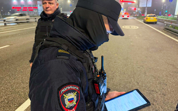 
            ГАИ устроила в Москве операцию &laquo;Анаконда&raquo;. Репортаж из патрульной машины
        
