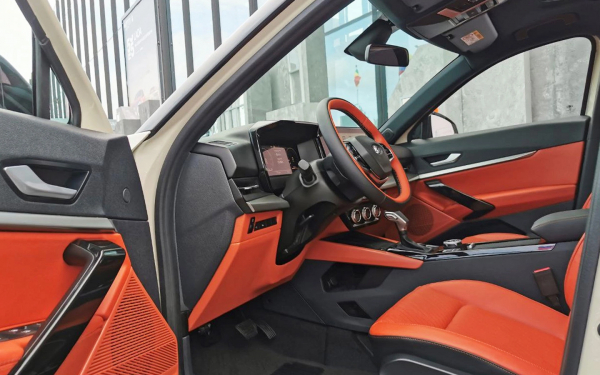 «Он опоздал». Автожурналисты оценили перспективы нового Lada Azimut
«Он опоздал». Автожурналисты оценили перспективы нового Lada Azimut