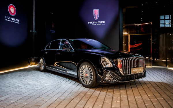 Закрытый показ. Hongqi Guoya представят покупателям строго по записи
Закрытый показ. Hongqi Guoya представят покупателям строго по записи