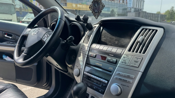 
            &laquo;Японцы&raquo; уже не те&raquo;. Опыт владения Lexus RX с пробегом 550 тыс. км
        