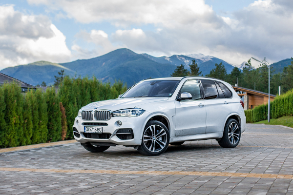 
            Новый BMW X5 привезут в Россию с повышенной на ₽3 млн ценой
        