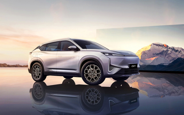 Представлен новый Evolute i-Sky. Производство стартует в августе
Представлен новый Evolute i-Sky. Производство стартует в августе
