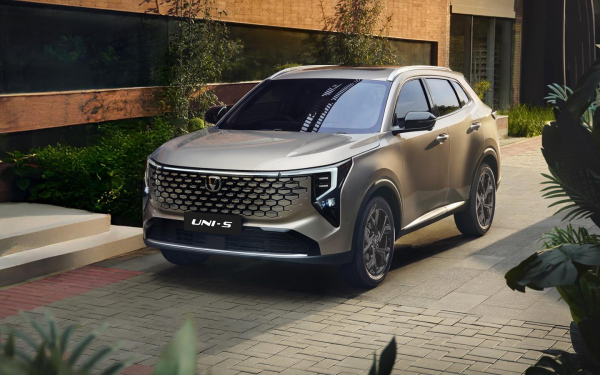 
            Haval стал лидером SUV в России. Цены на самые продаваемые кроссоверы
        