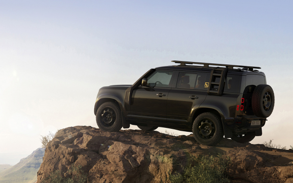 
            LR обновит Defender. Он получит городскую версию и потеряет в мощности
        