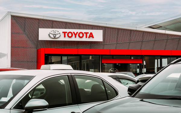 
            Продажи автомобилей Toyota по всему миру падают уже шесть месяцев подряд
        