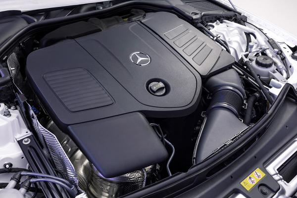 Mercedes-Benz представил обновленный C-Class. С ним можно вести беседы
Mercedes-Benz представил обновленный C-Class. С ним можно вести беседы