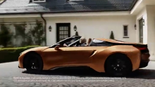 Сарказм Mercedes против троллинга BMW. Самые зрелищные авторекламы
Сарказм Mercedes против троллинга BMW. Самые зрелищные авторекламы