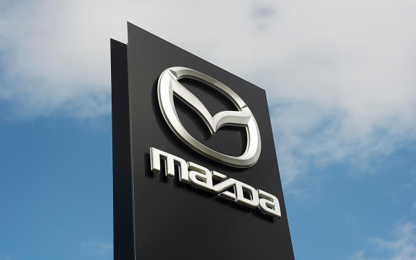 
            Mazda продлила права на логотип в России до 2036 года
        