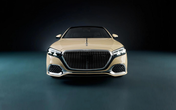 
            Maybach построил копию машины Леброна Джеймса. Ее выставят на аукцион
        