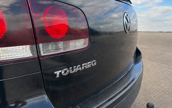 
            18 лет в одних руках. Опыт владения VW Touareg с пробегом 420 тыс. км
        