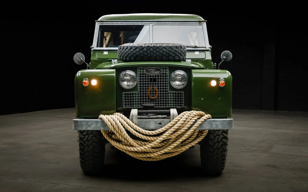 
            Land Rover Дэниела Крейга выставили на продажу за $18,5 тыс.
        
