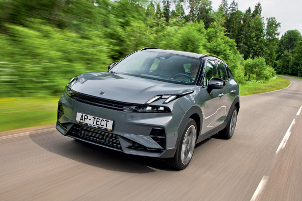 Один бюджет, разные решения: Lynk & Co 06, BMW 218i Active Tourer или Geely Coolray?