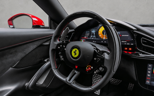 
            Зумеры и 12Cilindri. Обзор последнего суперкара Ferrari старой школы
        
