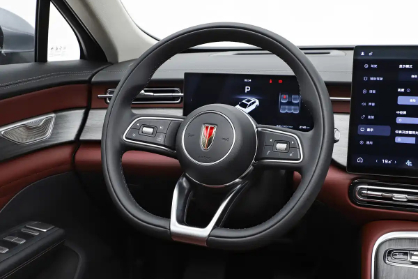 
            Hongqi обновил седан Н5. Названа дата старта продаж в России
        