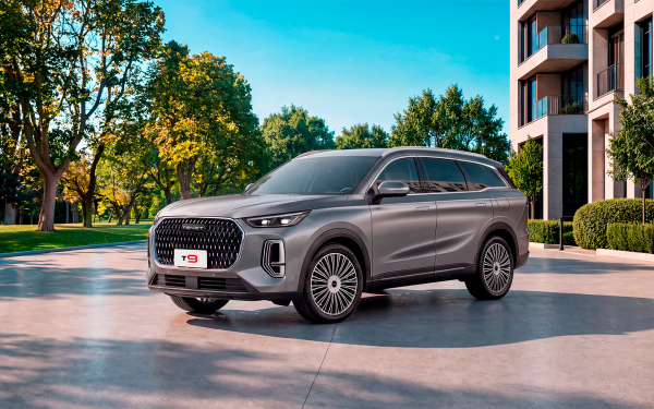 
            От брутального Jeland до особой Toyota. Какие новинки купить в сентябре
        