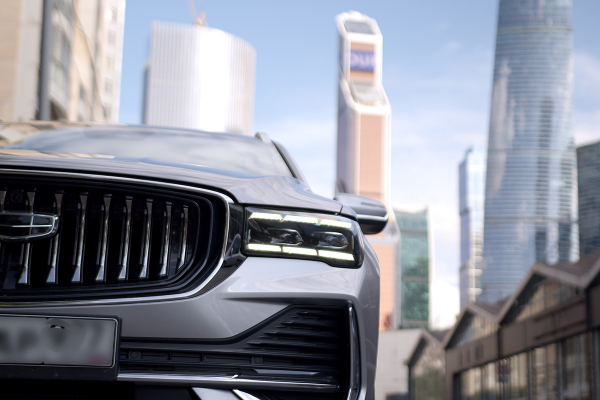 
            Миллион в год. Как быстро и насколько дешевеют Geely Monjaro c пробегом
        