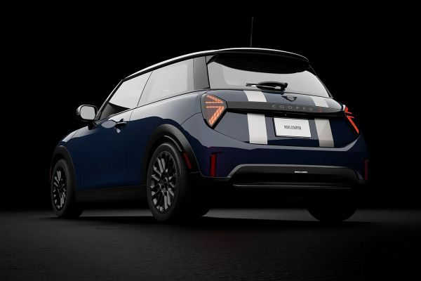 
            Mini выпустила спецверсию Cooper S Rooftop Edition с двухцветной окраской
        