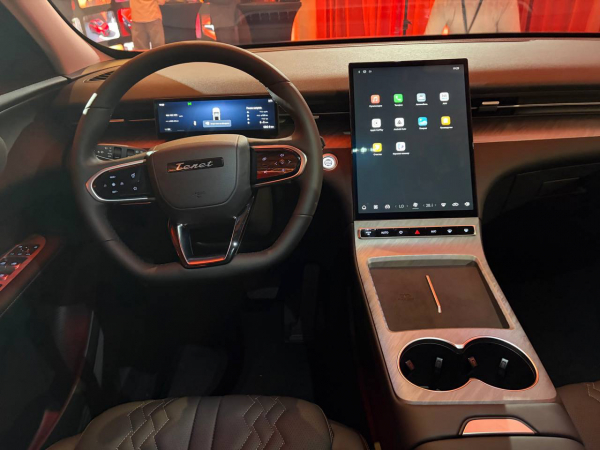
            Новые кроссоверы Tenet Plus L4 и L6 поступят в продажу до конца августа
        