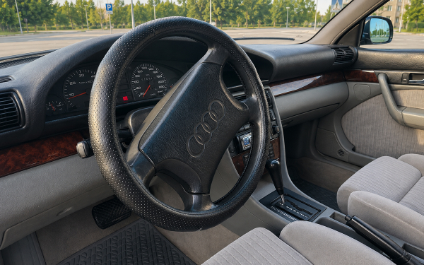 
            &laquo;Лучше Mercedes и BMW&raquo;. Опыт владения Audi 100 с пробегом 500 тыс. км
        