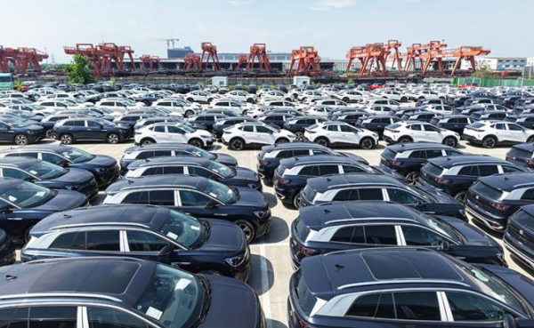 Volkswagen загнали под плинтус. Что бы это значило? Volkswagen загнали под плинтус. Что бы это значило?