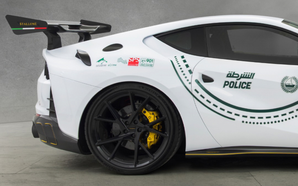 
            Mansory &laquo;прокачала&raquo; Ferrari 812 Superfast для полиции Дубая
        