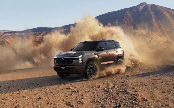 
            Представлен новый Mitsubishi Pajero. Пять фактов о рамном внедорожнике
        