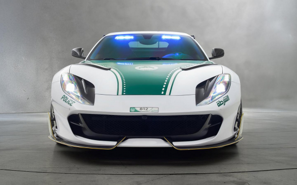 
            Mansory &laquo;прокачала&raquo; Ferrari 812 Superfast для полиции Дубая
        