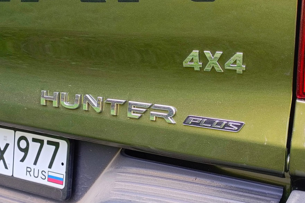 Немного Isuzu, оливковая зелень и две паллеты: тест-драйв дизельного Changan Hunter Plus