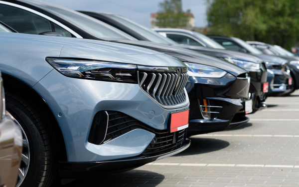 
            В каких регионах быстрее всего растут продажи новых автомобилей. Рейтинг
        