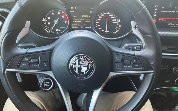 
            Каскад проблем, или Брак по-итальянски. Опыт владения Alfa Romeo Stelvio
        
