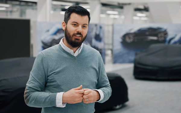 
            В Bugatti призвали европейский автопром не гнаться за Китаем
        