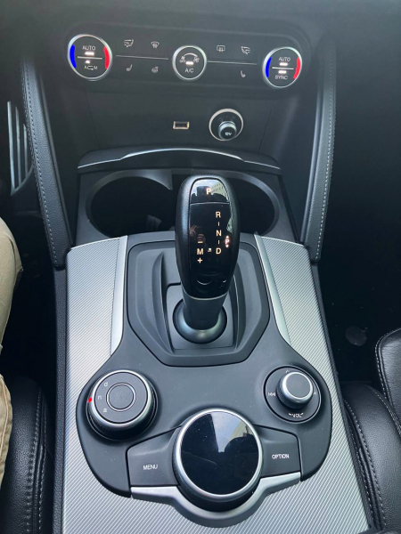
            Каскад проблем, или Брак по-итальянски. Опыт владения Alfa Romeo Stelvio
        