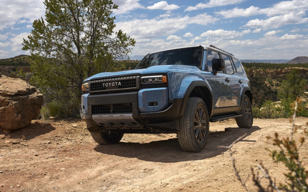 
            Отсрочка по утильсбору, &laquo;огненная&raquo; Toyota и новый Tenet. Итоги недели
        