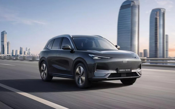 
            Geely сделает ставку на продажи гибридов в России в 2027 году
        