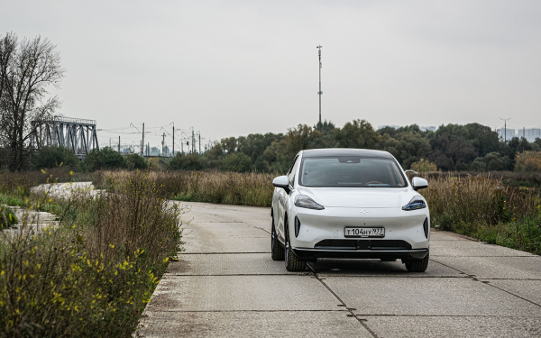 
            Антихайп! Мы покатались на электрическом кроссовере GAC Hyptec HT
        