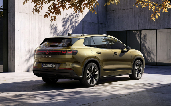 
            Возвращение кнопок и 600&nbsp;км без подзарядки. VW показал новый ID. Tiguan
        