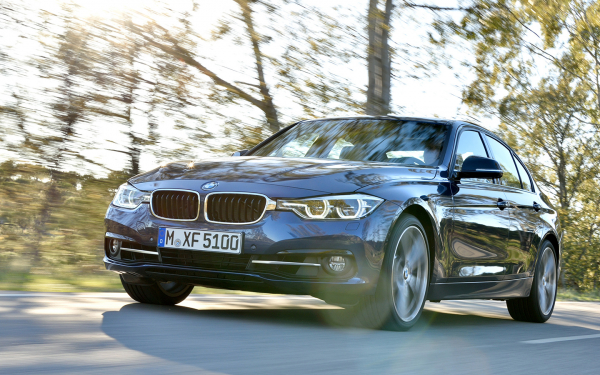 
            Новая BMW 3 против Mercedes C-Class и Audi A5. Сравнение, мнения и цены
        