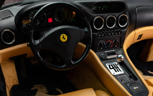 Ferrari Майкла Джордана продали за рекордные $2,7 млн
Ferrari Майкла Джордана продали за рекордные $2,7 млн