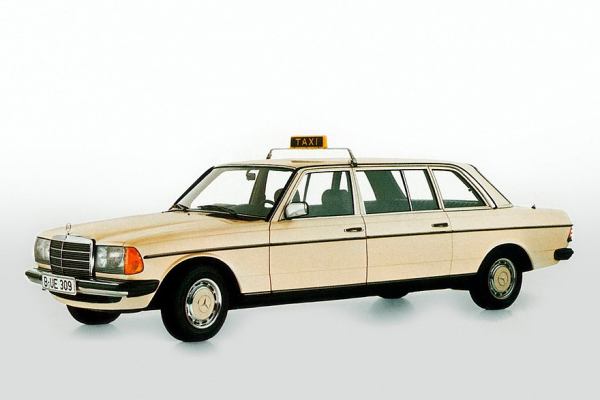 Мир без маркетологов: как создали Mercedes-Benz W123 и почему из-за него бастовали таксисты