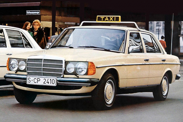 Мир без маркетологов: как создали Mercedes-Benz W123 и почему из-за него бастовали таксисты