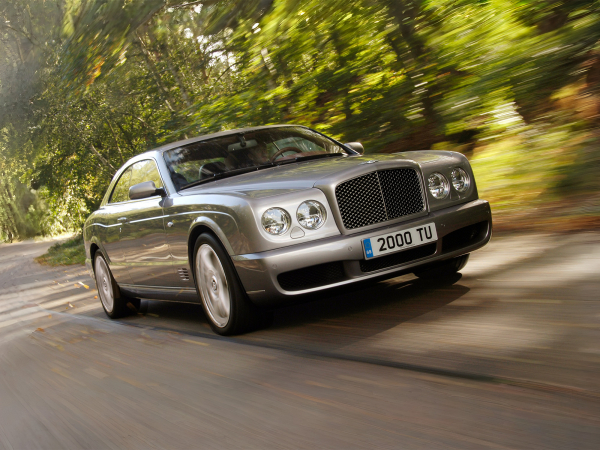 Правь, Британия: как в Bentley появилась модель Brooklands и чем она уникальна Правь, Британия: как в Bentley появилась модель Brooklands и чем она уникальна